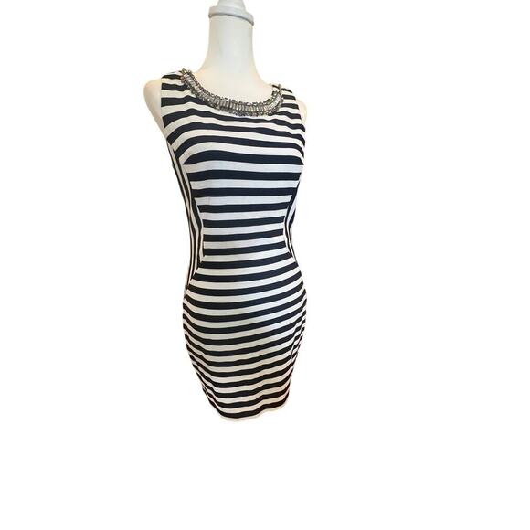 THE CLOTHING COMPANY SLEEVELESS NAVY  WHITE STRIPED BODYCON  DRESS WOMENS LARGE - Picture 1 of 8